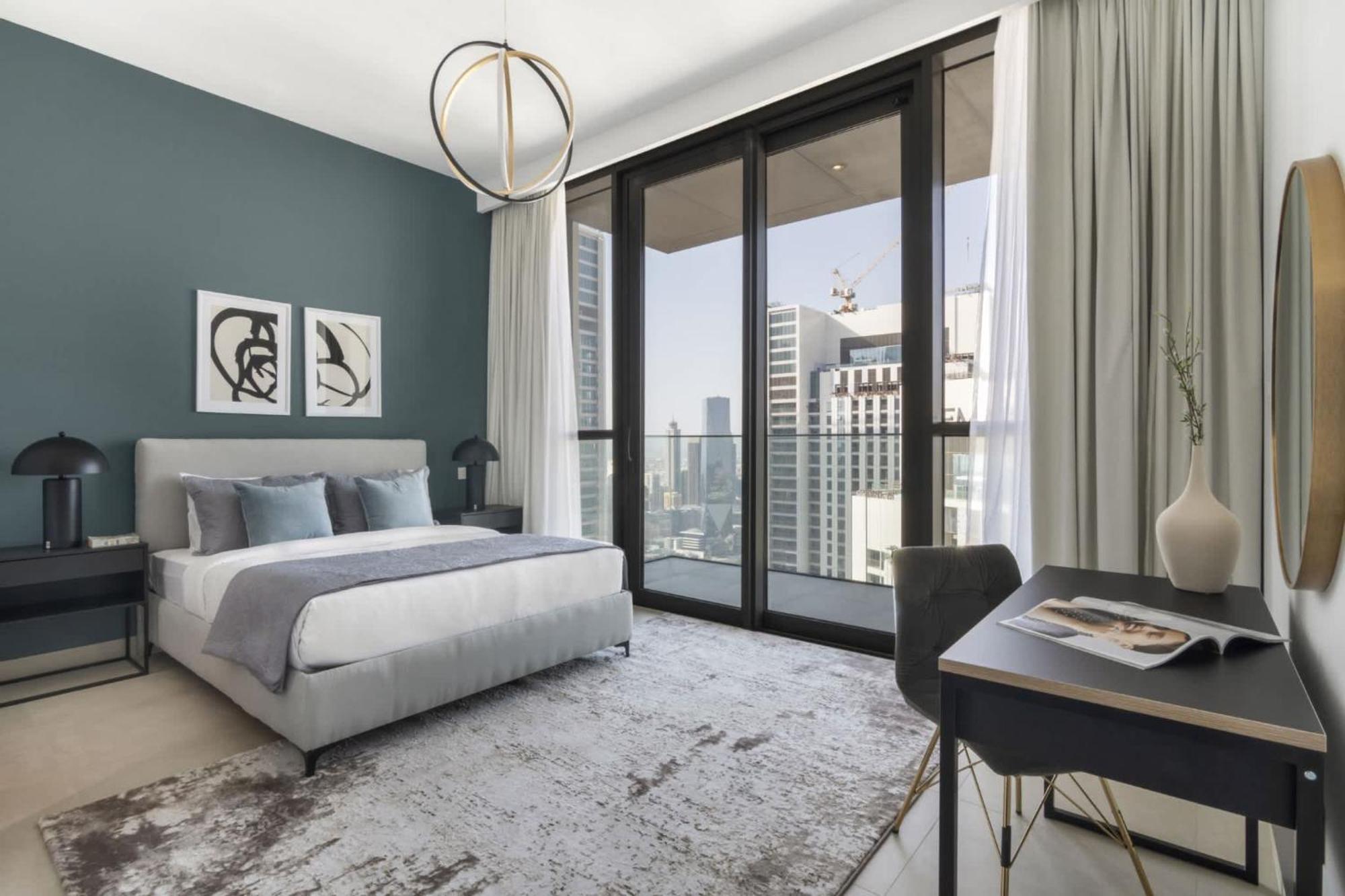 Silkhaus High Floor 2 Bdr In A New Tower Apartment