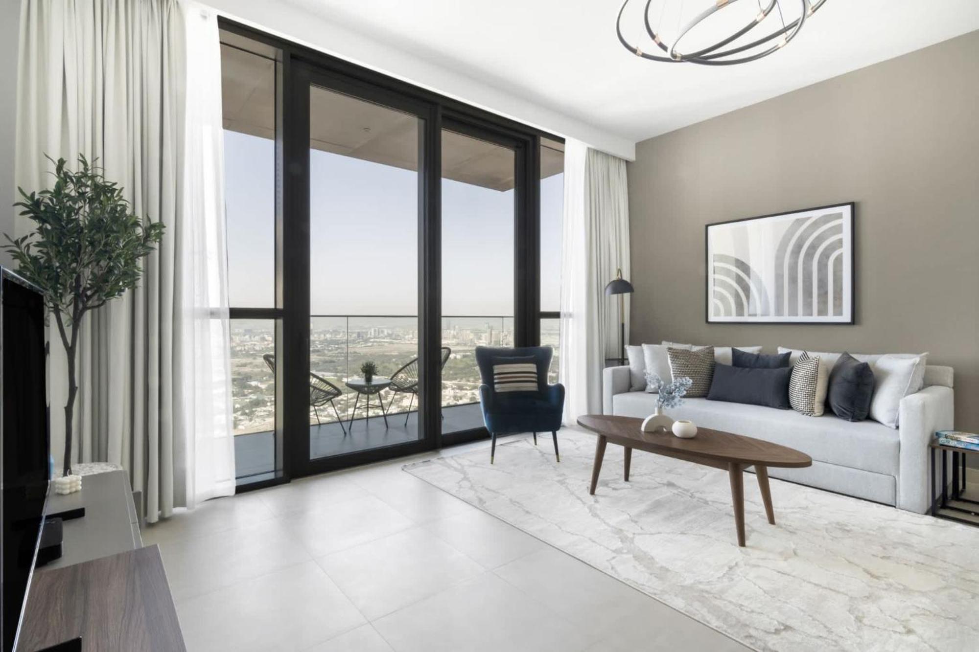 Silkhaus High Floor 2 Bdr In A New Tower * Dubai